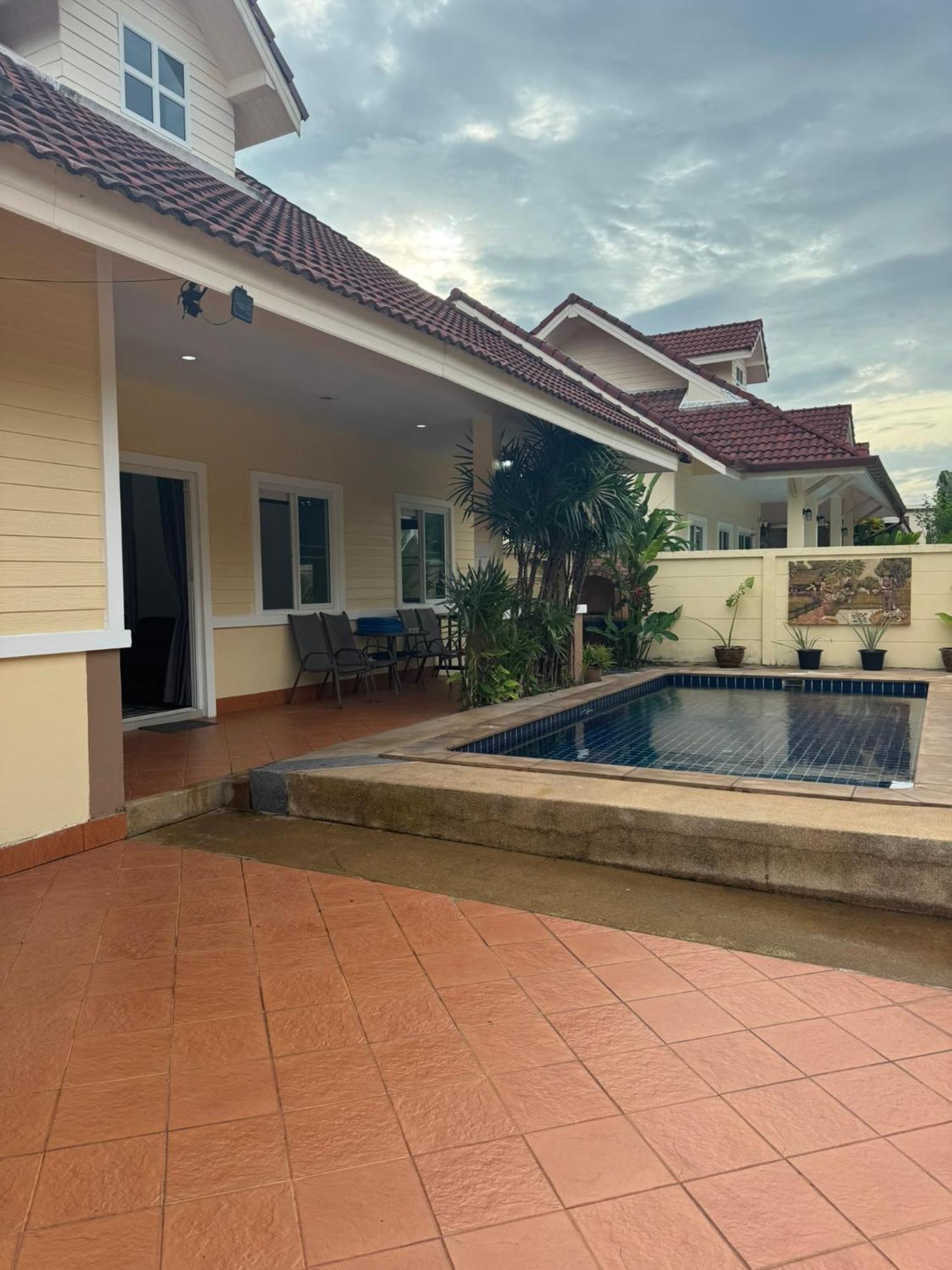 Relax Private Pool Villas - 4 Bedroom Villas Ao Nang Dış mekan fotoğraf